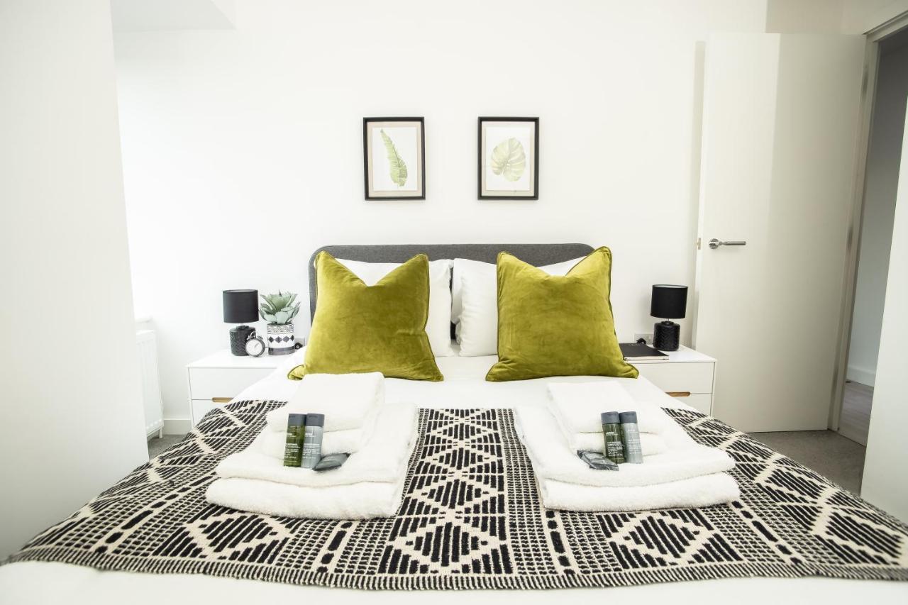 Pembroke House Apartments Exeter For Families Business Relocation Free Parking Exterior foto